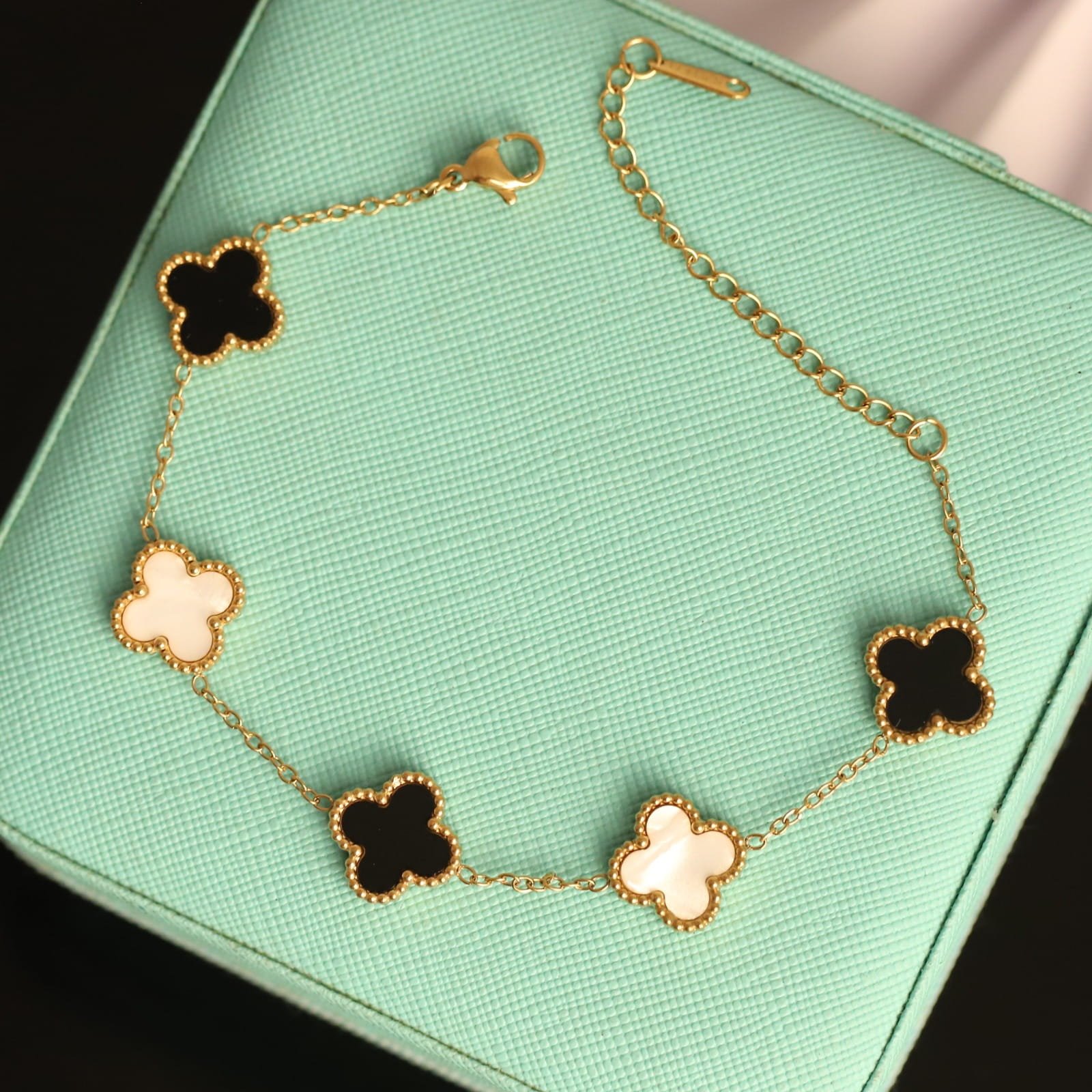 Black and White Clover Bracelet - Image 2