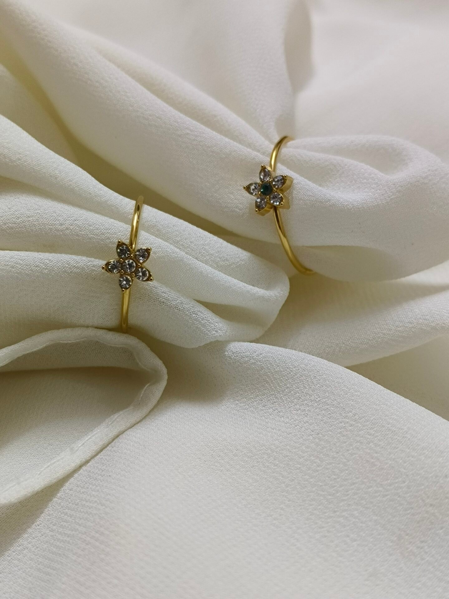 Minimal Blossom Petite Diamond Ring - Image 3