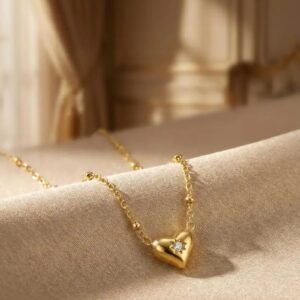 Minimal Heart necklace